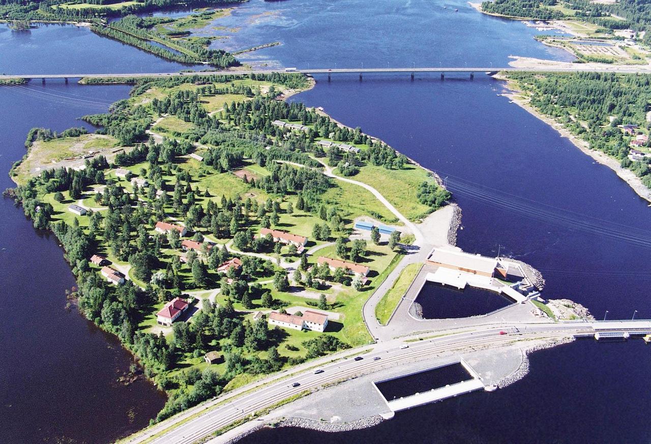 Huoneistohotelli Jokikeskus Кеми Екстериор снимка